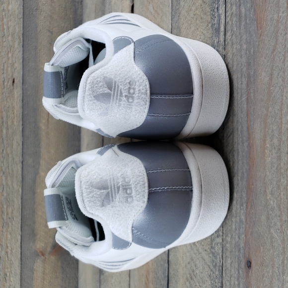 adidas Superstar Originals Men's Retro Shoes Sneakers White Tint Silver Metallic - Picture 4 of 9